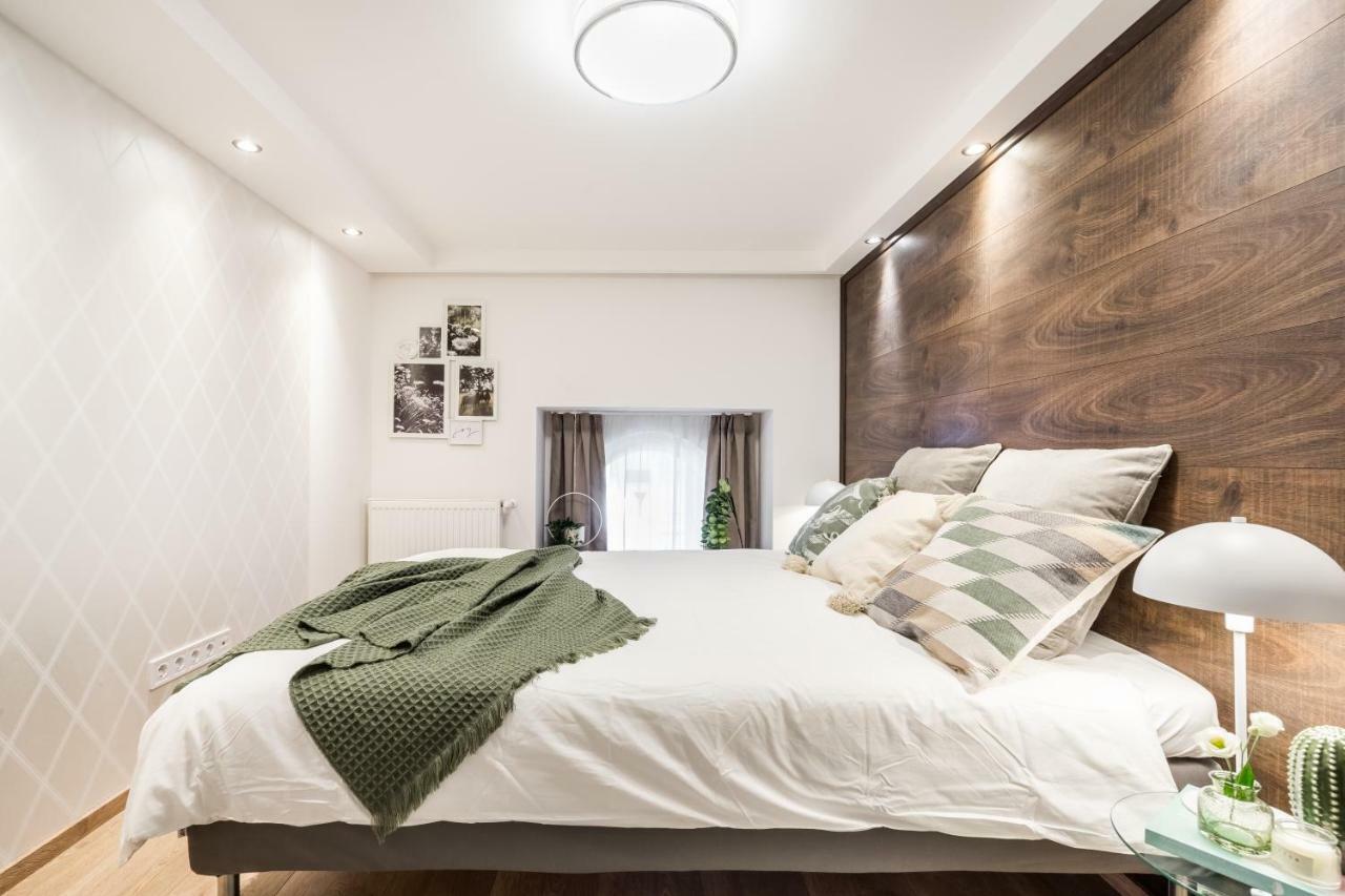 Bpr Luxurious & Stylish Duplex Home Budapest Eksteriør billede